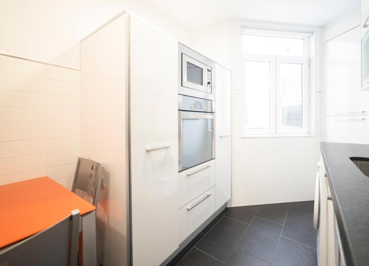 Apartamento Victoria Apartment Ферол Екстериор снимка